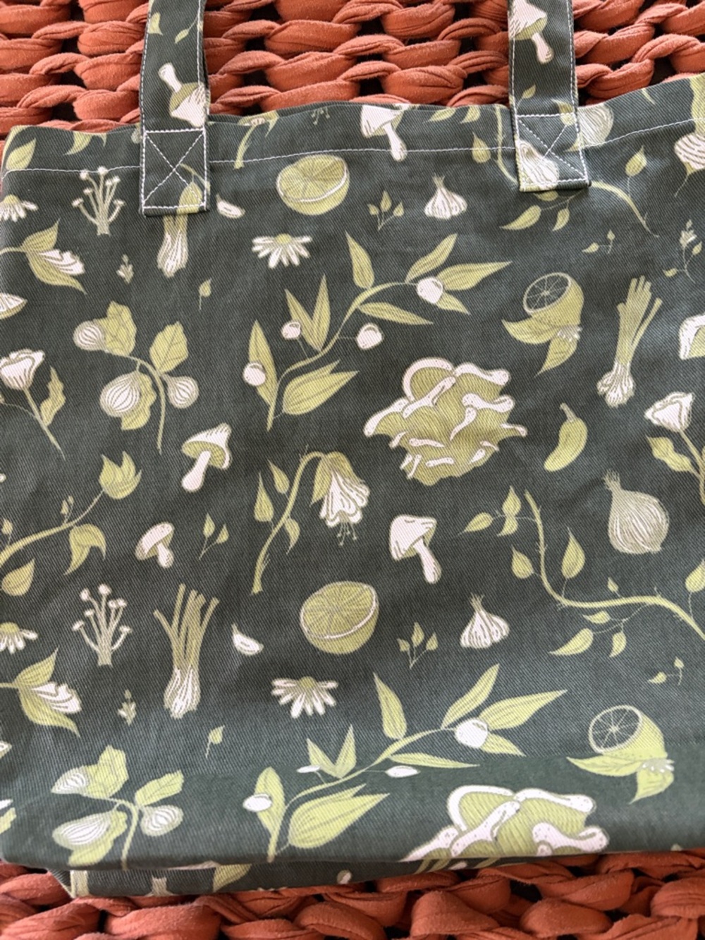 Big Bud Press Botanical Print Everyday Tote Bag - Picture 4 of 8